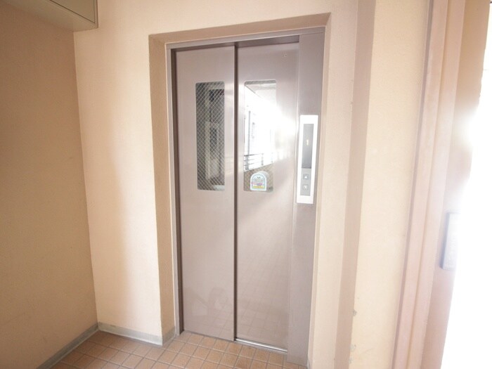 物件外観写真5　(建物設備)