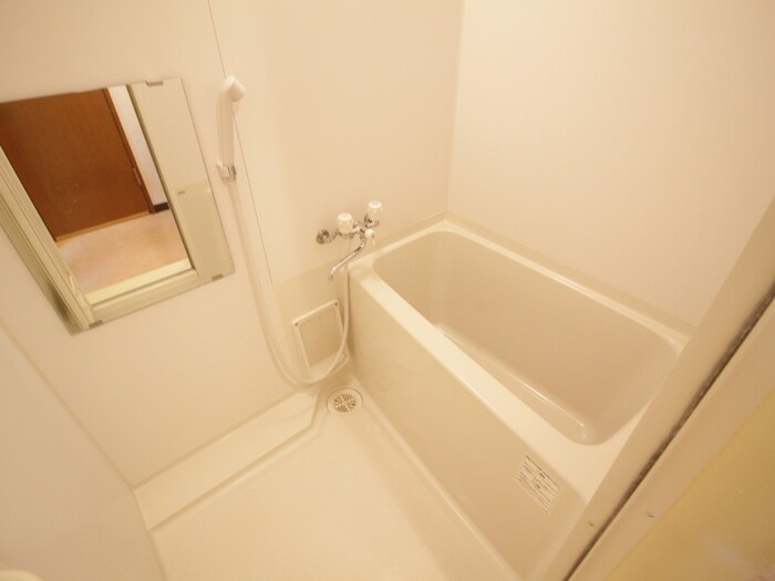 物件内観写真12　(バス／シャワールーム等)