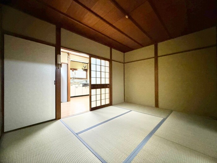 物件内観写真10　(居室)