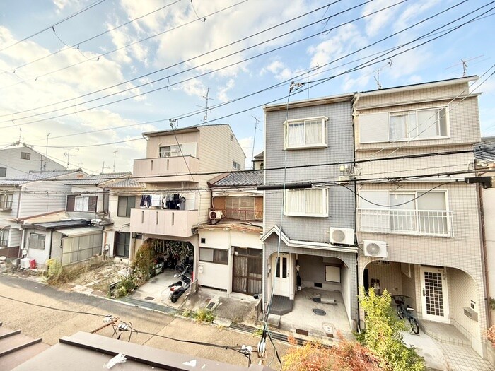 物件内観写真22　(室内からの展望)