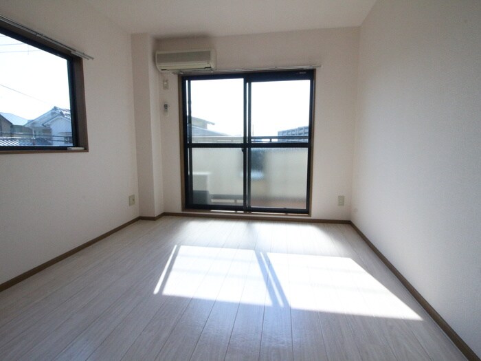 物件内観写真7　(居室)