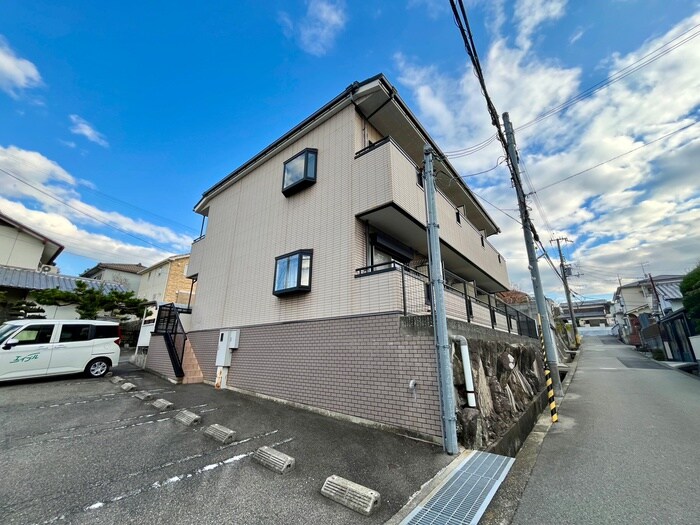 物件外観写真3　(外観写真)