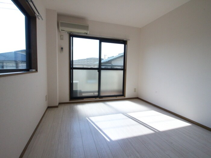 物件内観写真22　(居室)