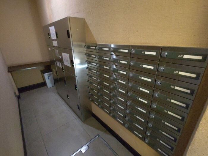 物件外観写真6　(建物設備)