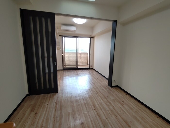 物件内観写真10　(居室)