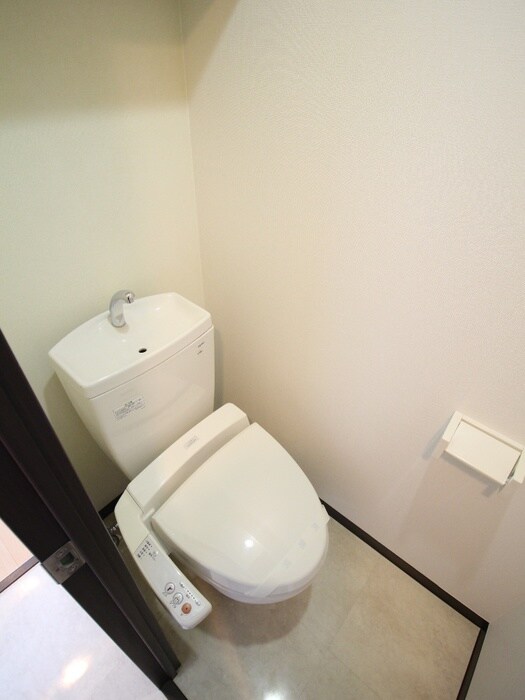 物件内観写真11　(トイレ)