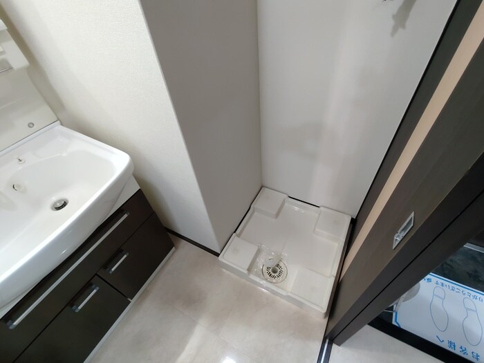 物件内観写真15　(洗濯機置場)