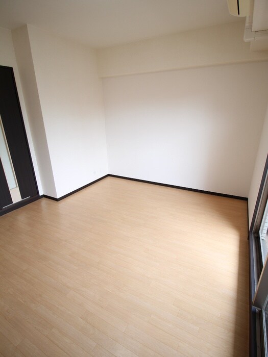 物件内観写真16　(居室)