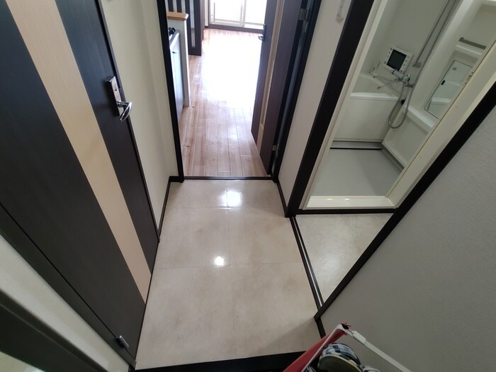 物件内観写真19　(廊下)