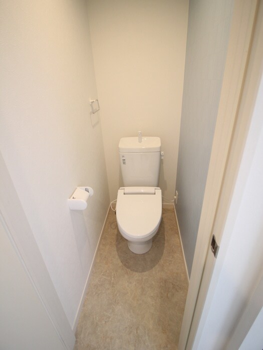 物件内観写真14　(トイレ)