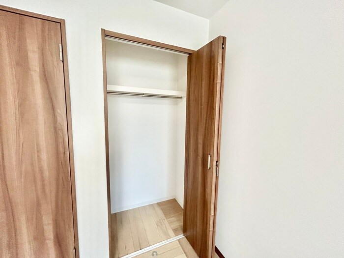 物件内観写真15　(収納)