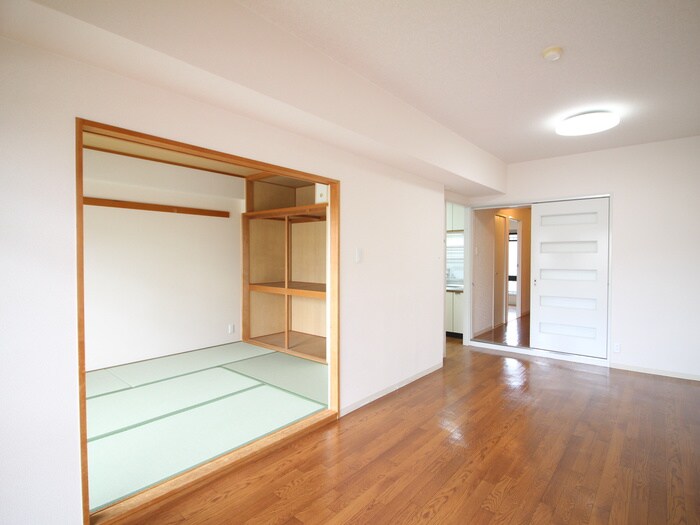 物件内観写真7　(居室)