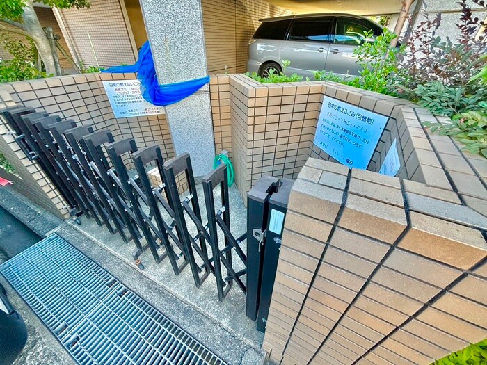 物件外観写真4　(建物設備)