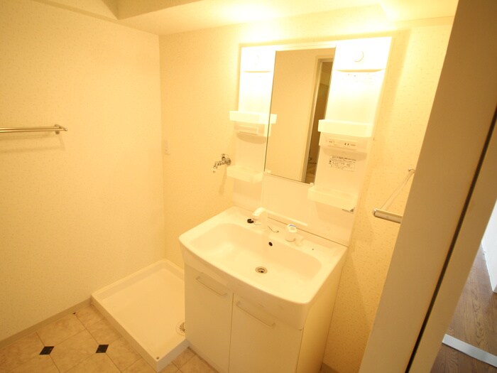 物件内観写真11　(洗面)