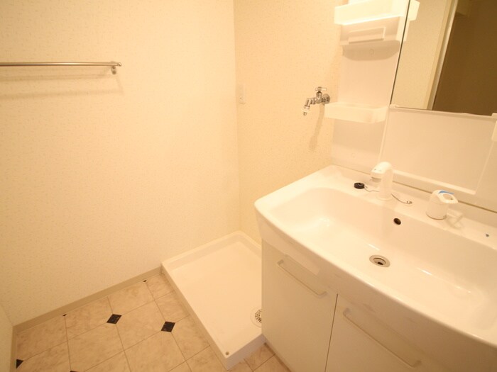 物件内観写真21　(洗濯機置場)