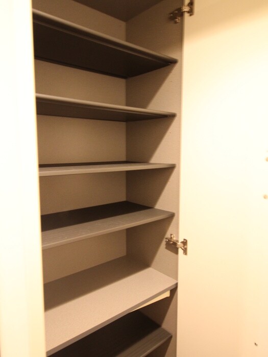 物件内観写真14　(靴箱)