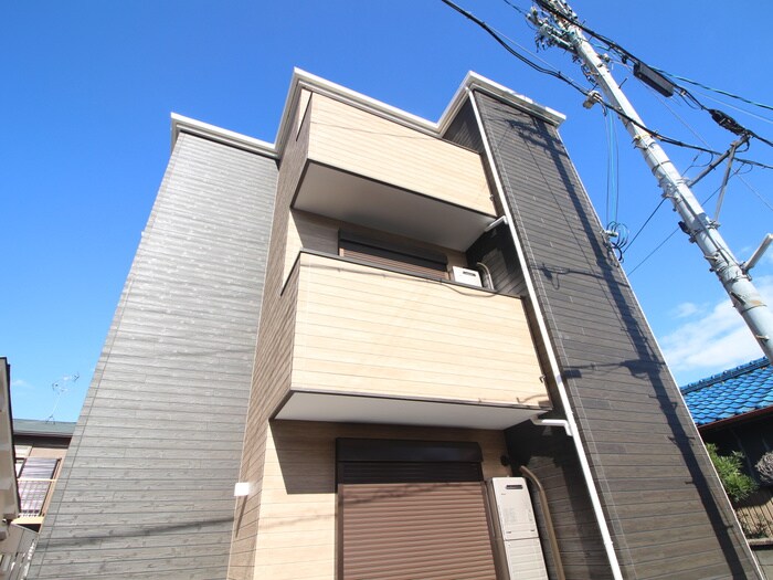 物件外観写真6　(外観写真)