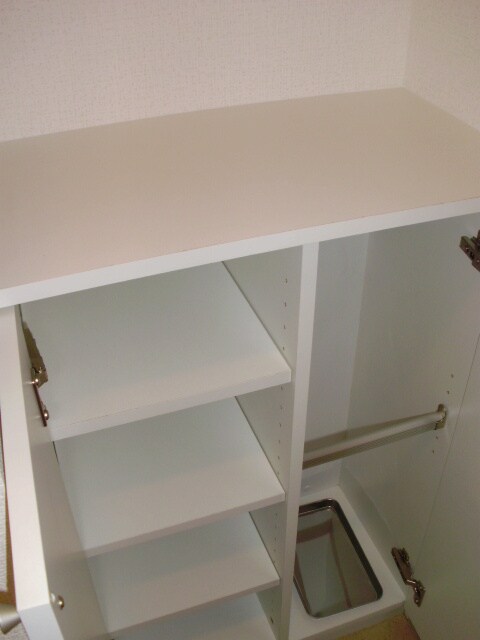 物件内観写真11　(靴箱)