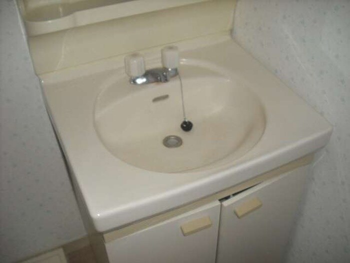 物件内観写真12　(洗面)