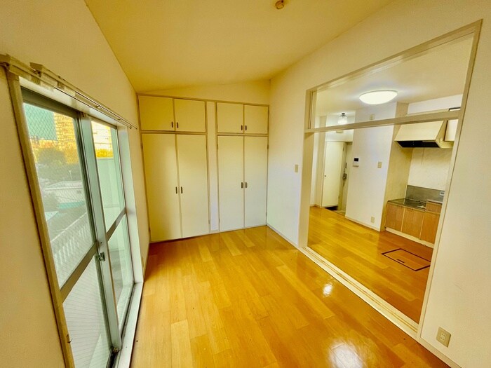 物件内観写真18　(居室)