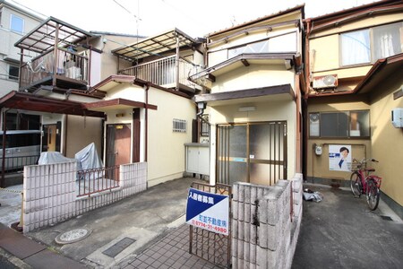 木幡西中48-37貸家外観写真