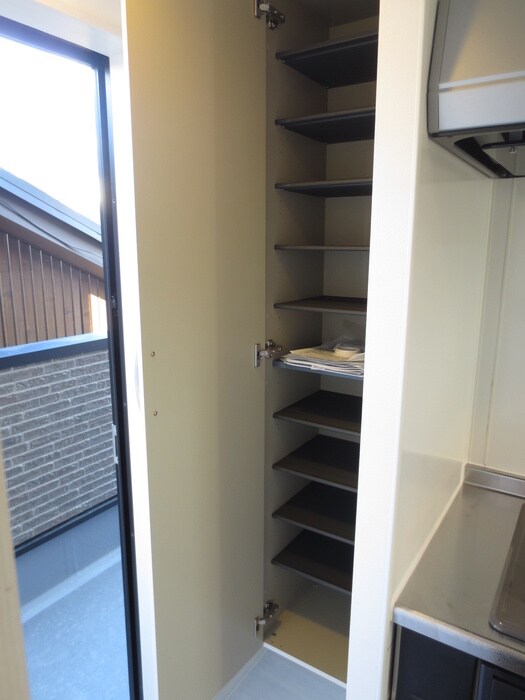 物件内観写真15　(靴箱)