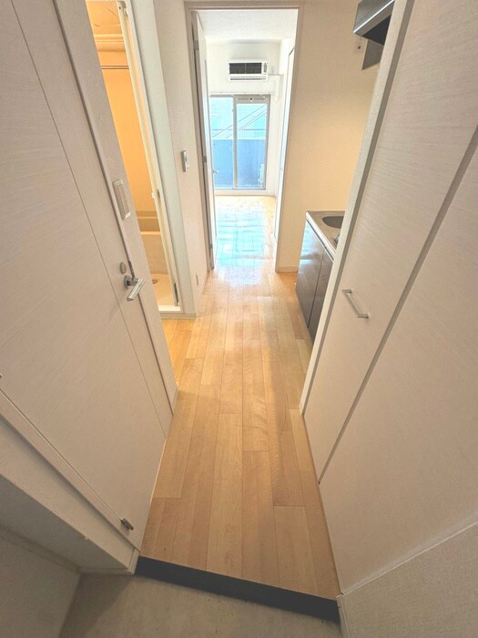 物件内観写真17　(廊下)