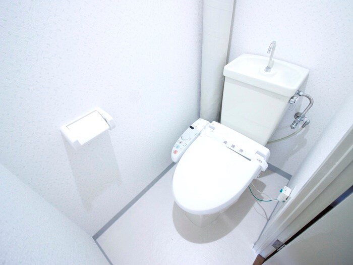 物件内観写真11　(トイレ)