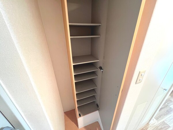 靴箱