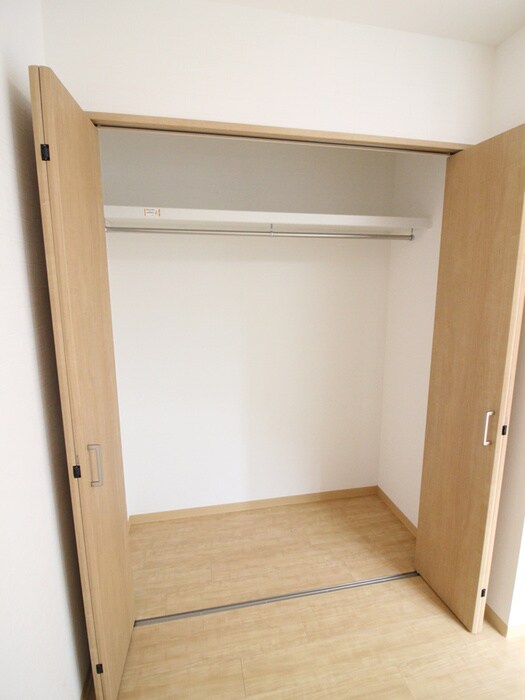 物件内観写真13　(収納)