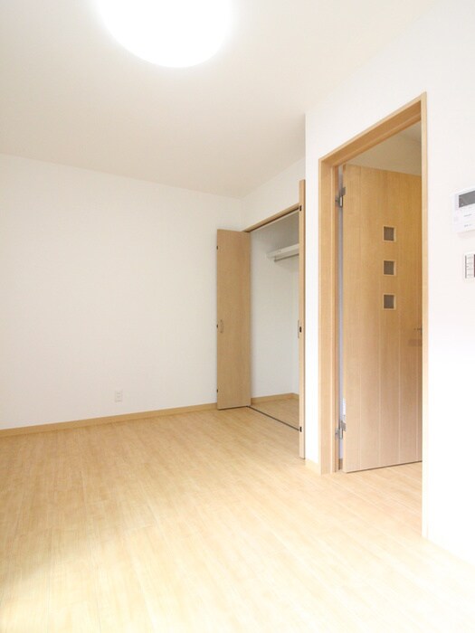 物件内観写真15　(居室)