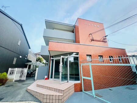 ハイツ魚満外観写真