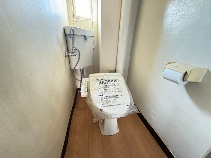 物件内観写真11　(トイレ)