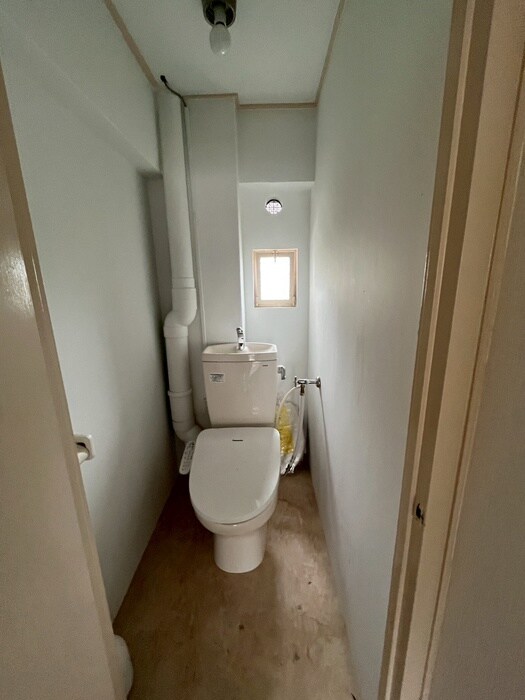 物件内観写真12　(トイレ)