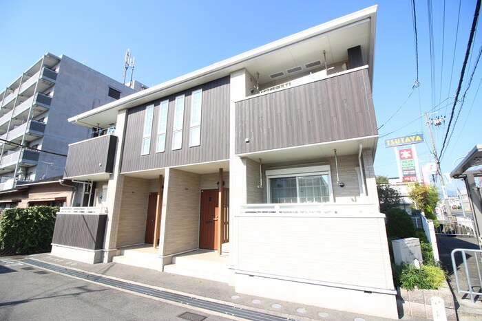 物件外観写真1　(外観写真)