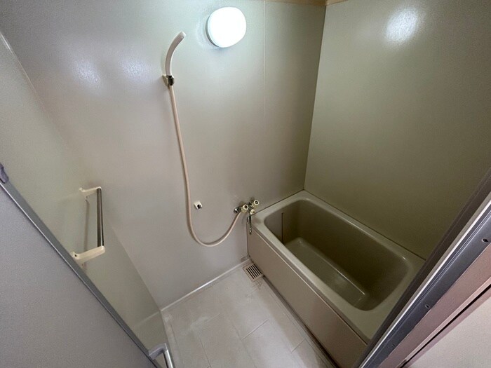 物件内観写真10　(バス／シャワールーム等)