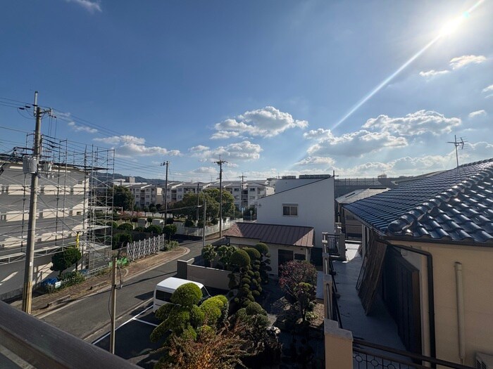 物件内観写真13　(室内からの展望)