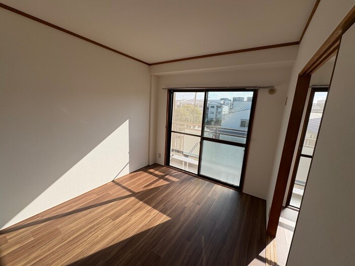 物件内観写真17　(居室)