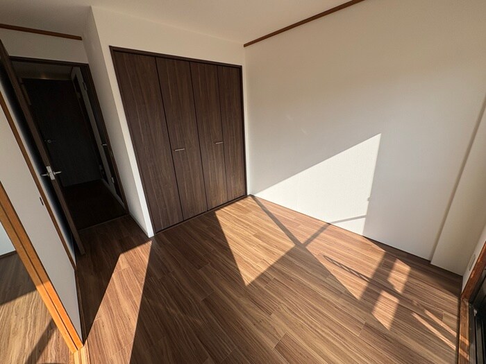 物件内観写真18　(居室)