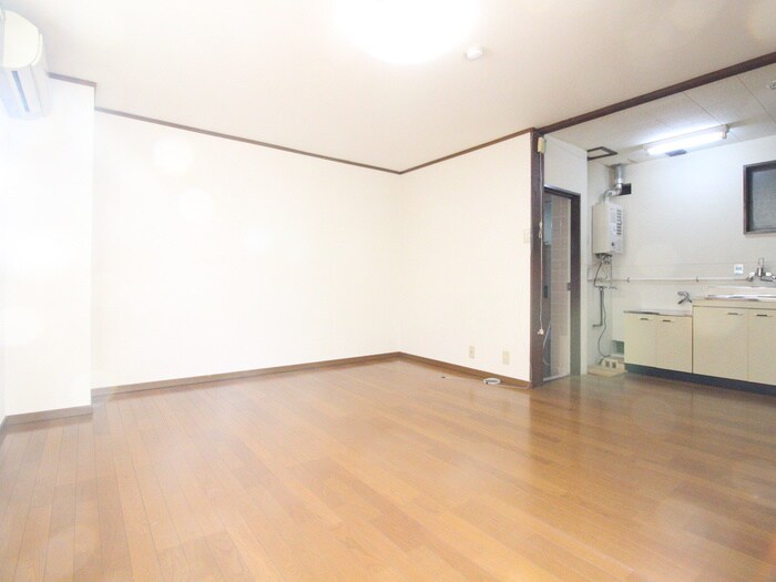 物件内観写真10　(居室)