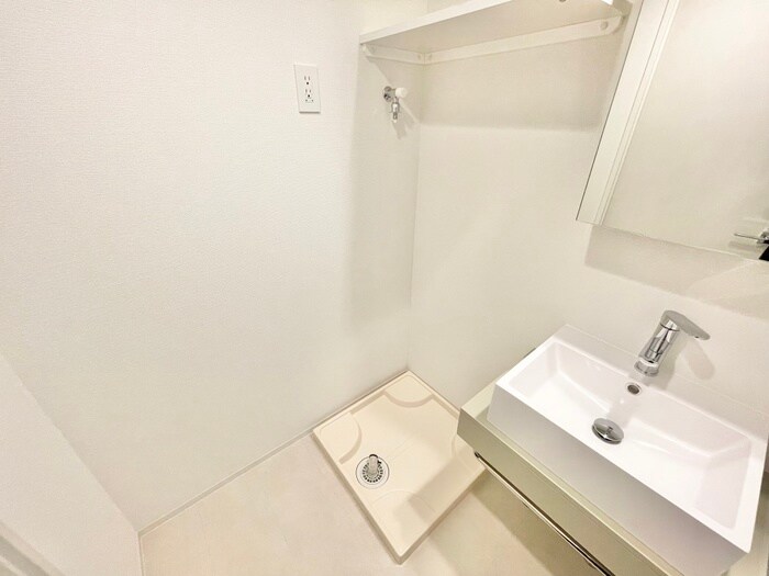 物件内観写真11　(洗濯機置場)