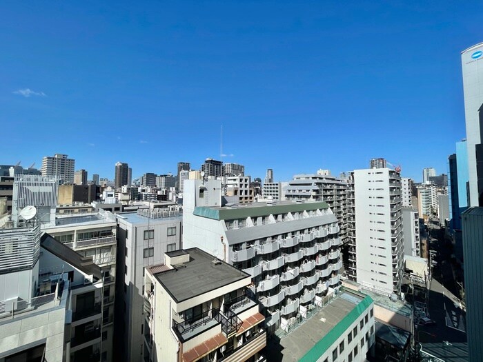 物件内観写真22　(室内からの展望)