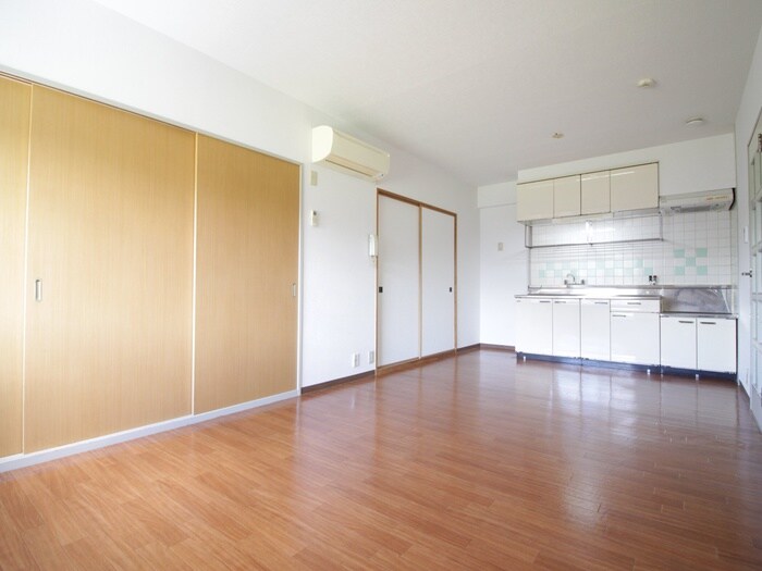 物件内観写真7　(居室)