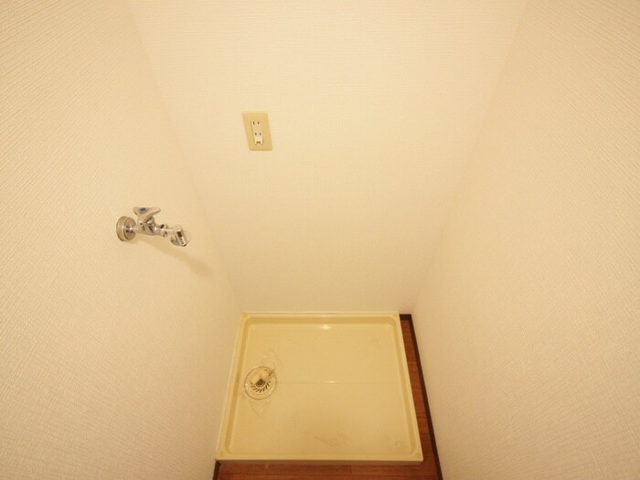 物件内観写真19　(洗濯機置場)