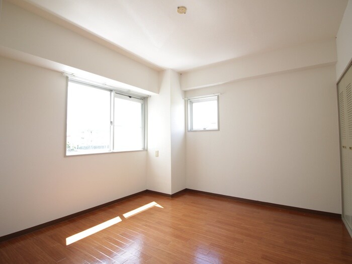 物件内観写真21　(居室)