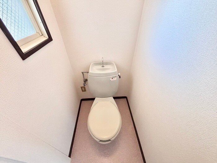 物件内観写真10　(トイレ)