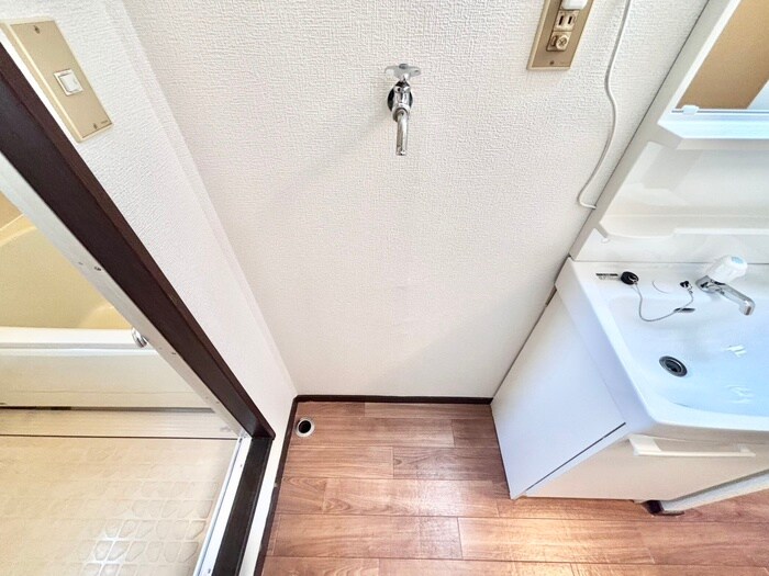 物件内観写真21　(洗濯機置場)