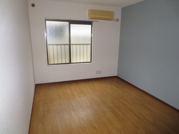 物件内観写真11　(居室)