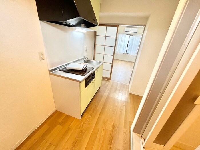 物件内観写真16　(廊下)