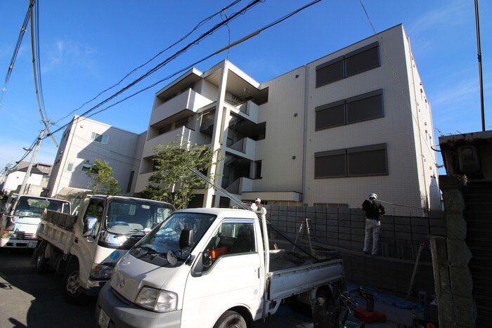 物件外観写真4　(建物設備)